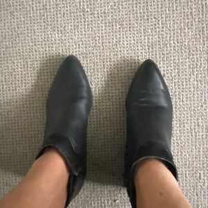 Nine West ankle bootie